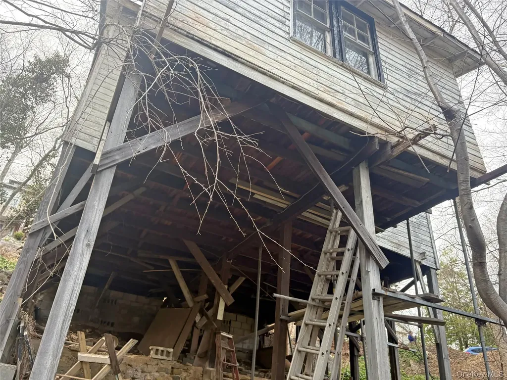 25 Harper Street Lake Peekskill NY 10537