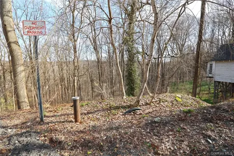 25 Harper Street Lake Peekskill NY 10537
