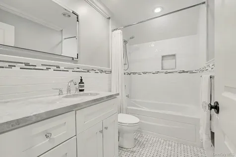 30 Wainwright Street Rye NY 10580