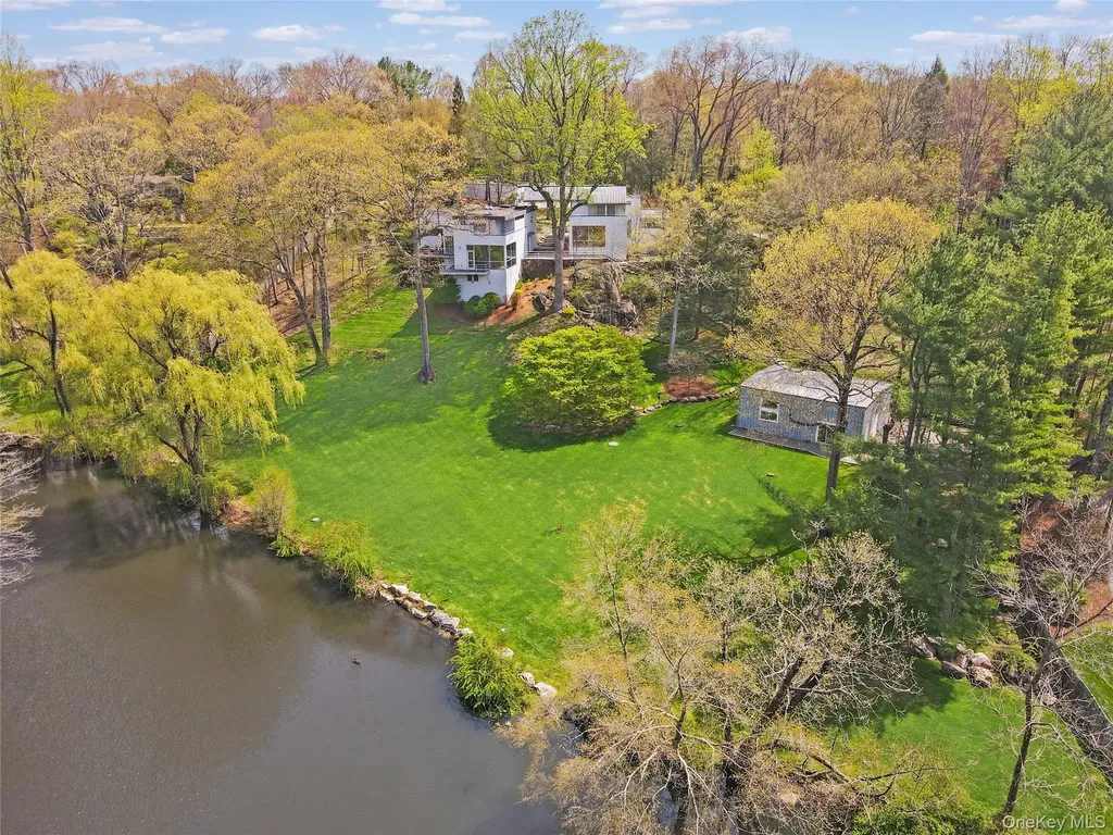 54 Cross Pond Road Pound Ridge NY 10576