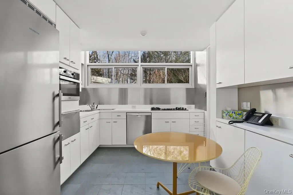 54 Cross Pond Road Pound Ridge NY 10576