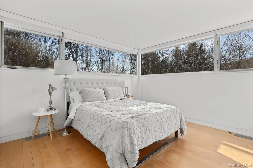 54 Cross Pond Road Pound Ridge NY 10576
