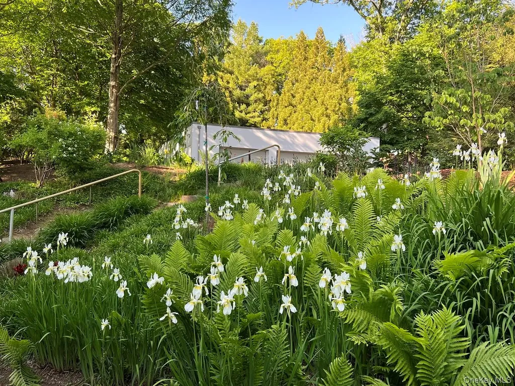 54 Cross Pond Road Pound Ridge NY 10576