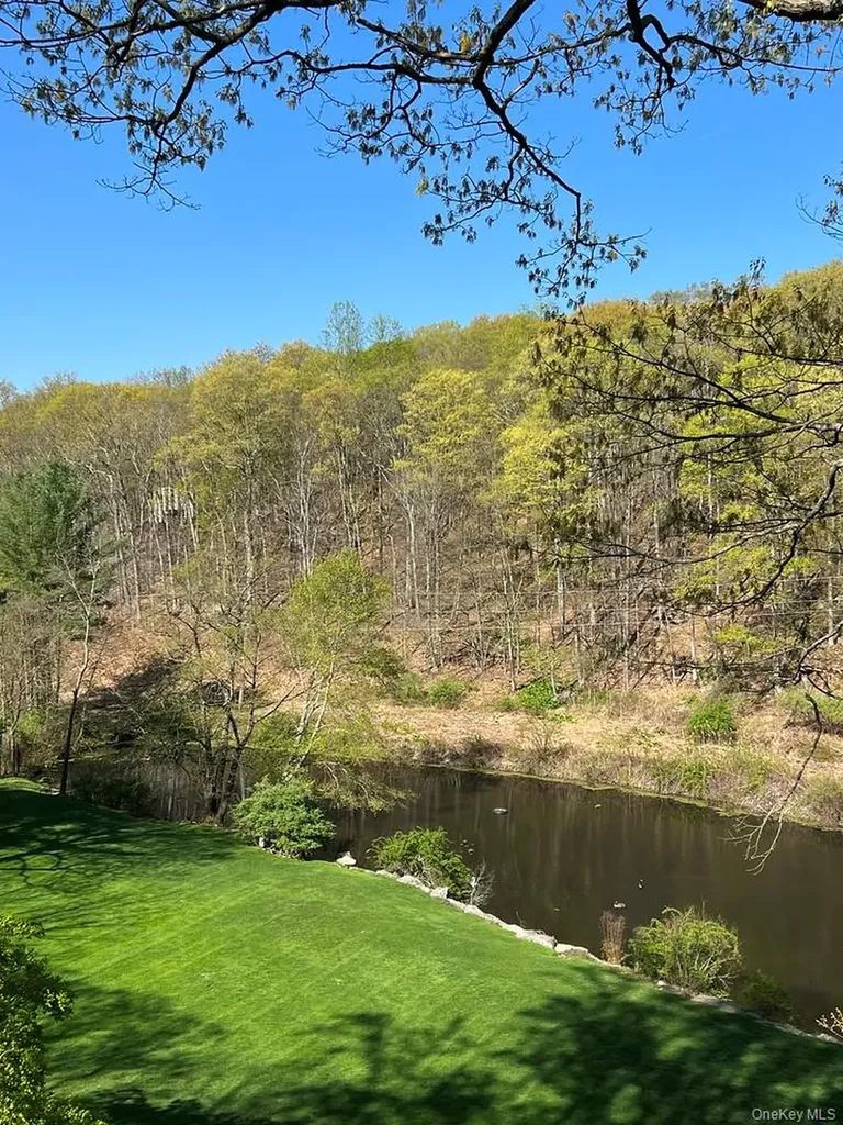 54 Cross Pond Road Pound Ridge NY 10576
