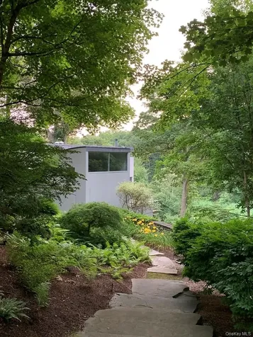 54 Cross Pond Road Pound Ridge NY 10576