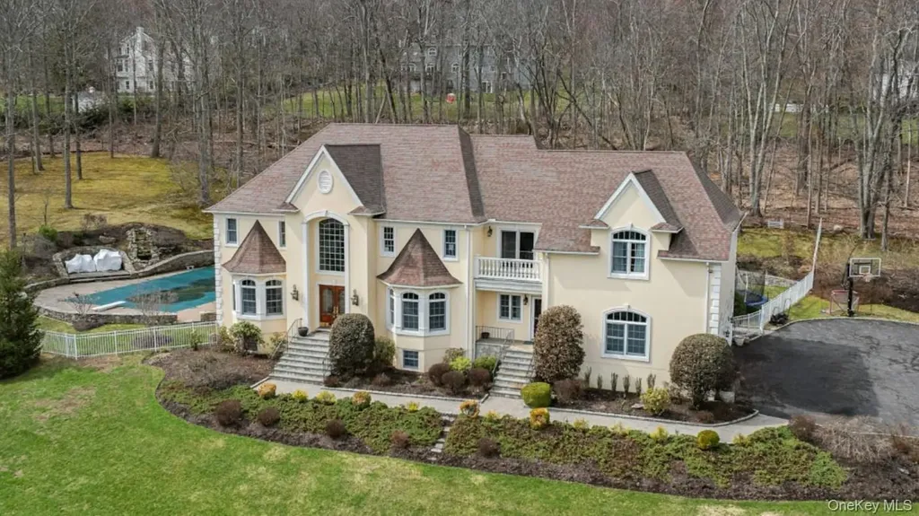 3 Kniffen Road Katonah NY 10536