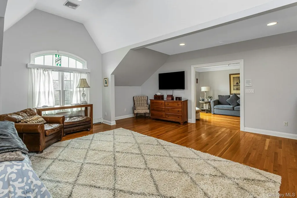 3 Kniffen Road Katonah NY 10536