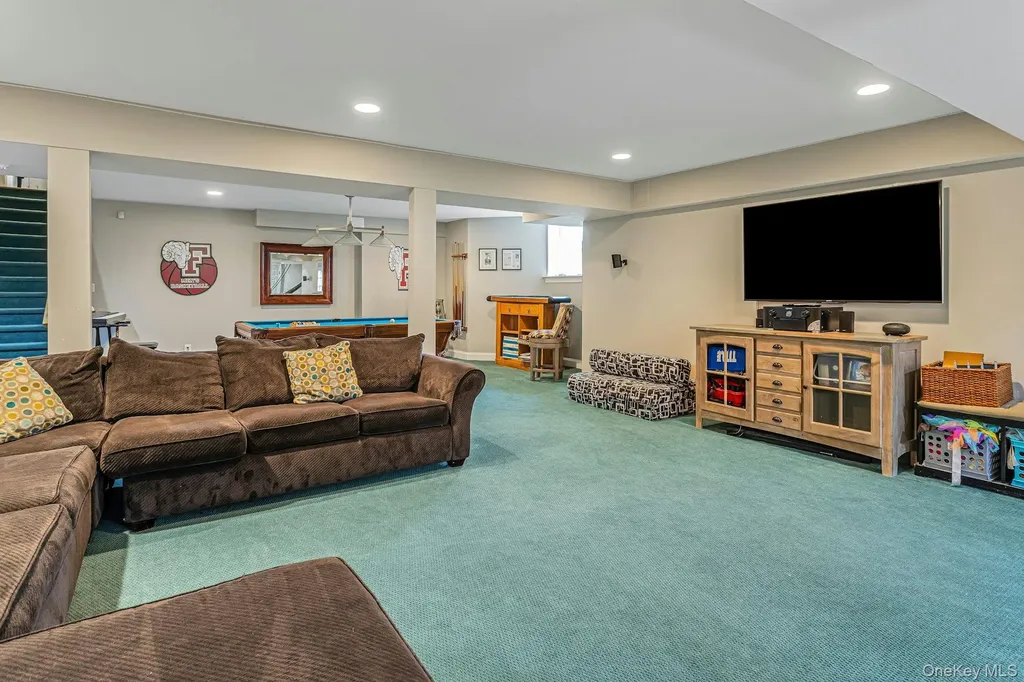 3 Kniffen Road Katonah NY 10536