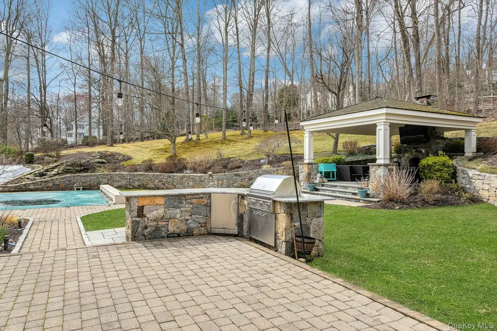 3 Kniffen Road Katonah NY 10536