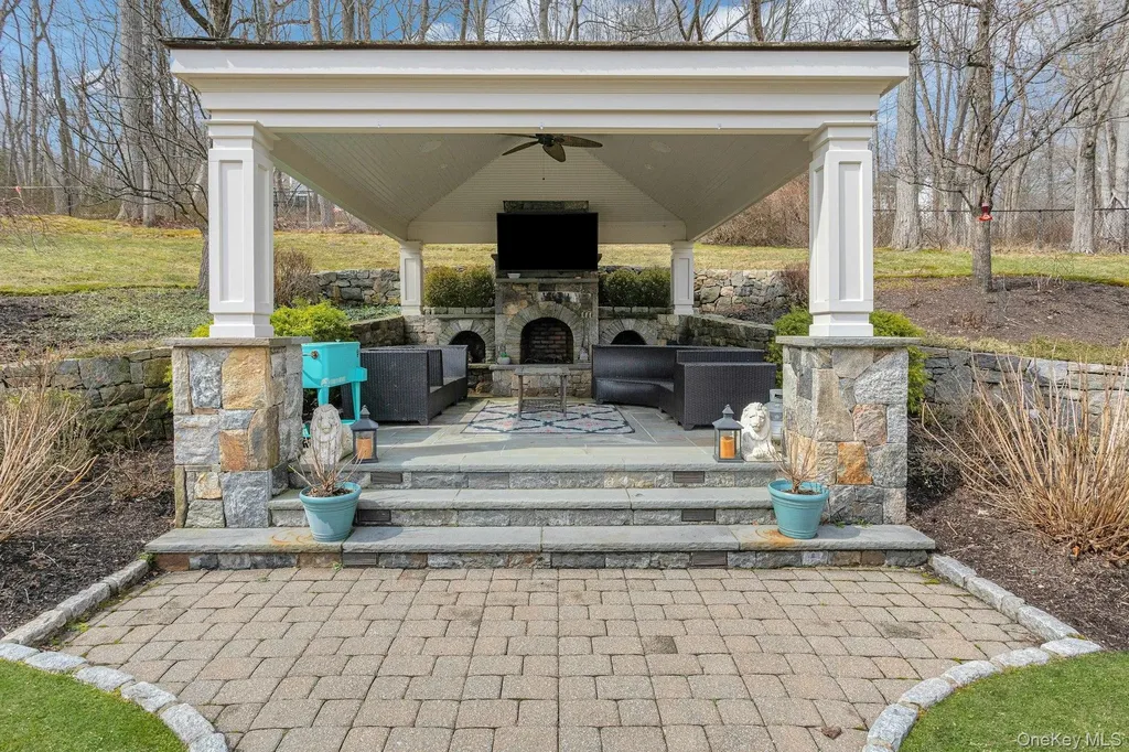3 Kniffen Road Katonah NY 10536