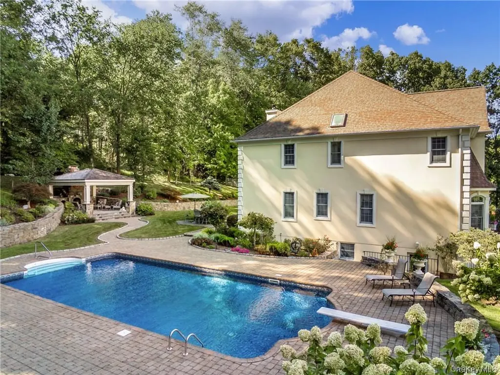 3 Kniffen Road Katonah NY 10536