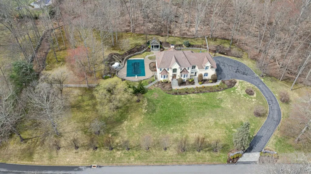 3 Kniffen Road Katonah NY 10536