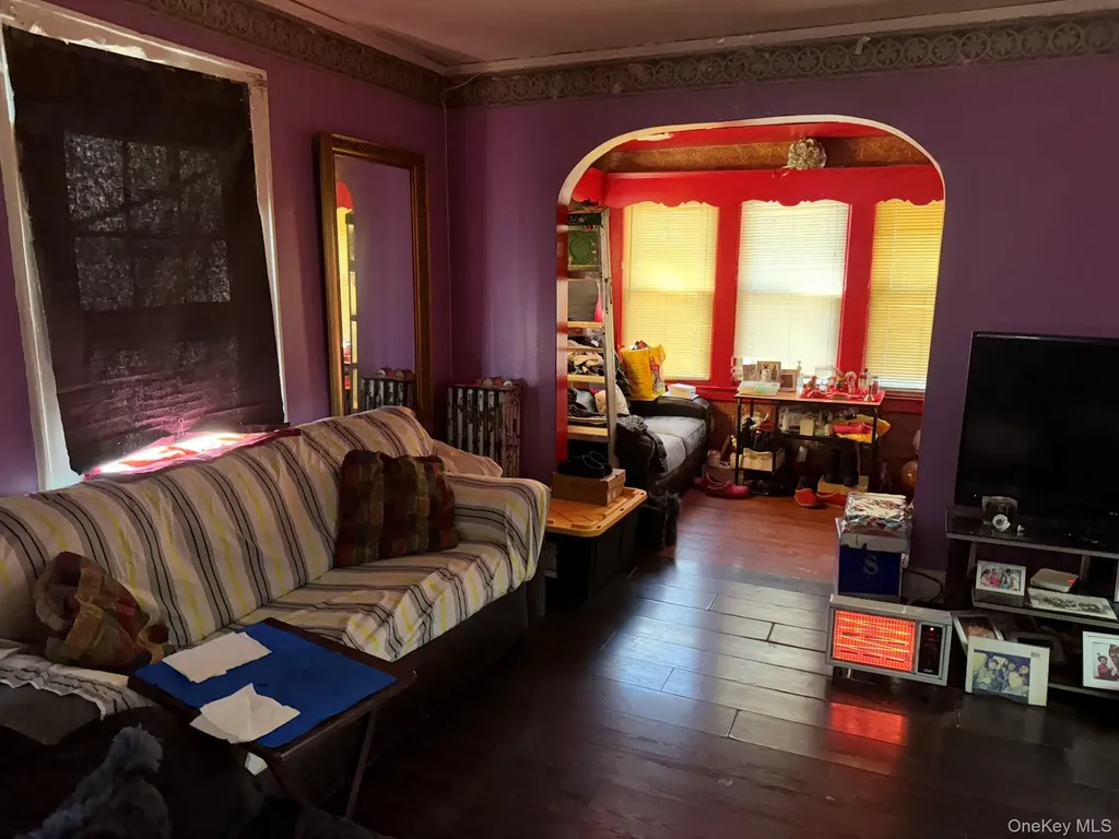 3814 Secor Avenue Bronx NY 10466