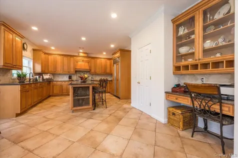 129 Round Swamp Road Huntington NY 11743