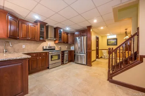 129 Round Swamp Road Huntington NY 11743