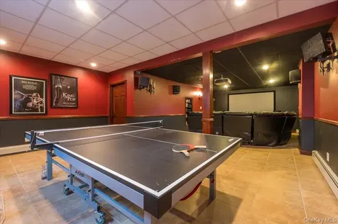 129 Round Swamp Road Huntington NY 11743