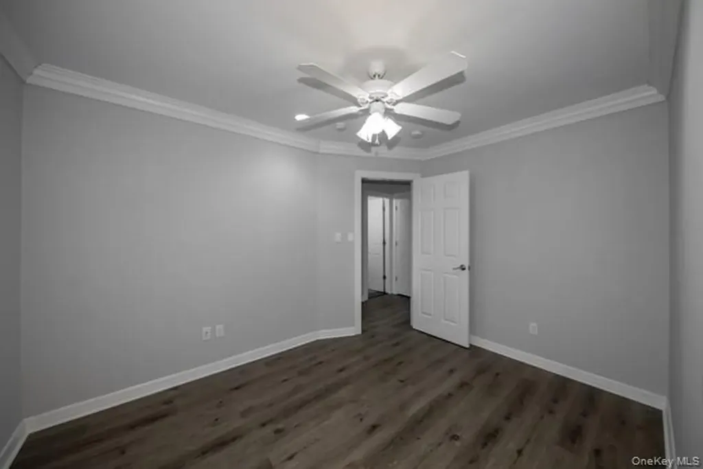 524 Tudor Lane Middle Island NY 11953