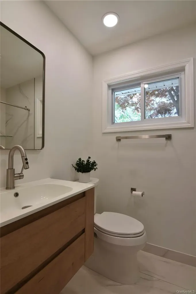 108 Marshall Drive Selden NY 11784