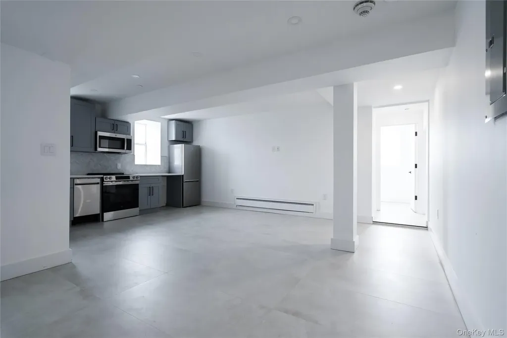 315 Be W Broadway Long Beach NY 11561