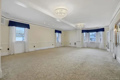 411 Albany Avenue Kingston NY 12401