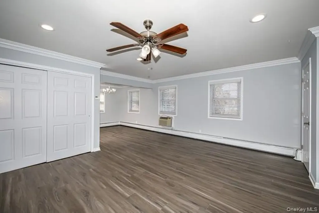 64 S Clinton Avenue Bay Shore NY 11706