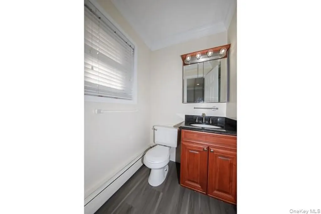 64 S Clinton Avenue Bay Shore NY 11706