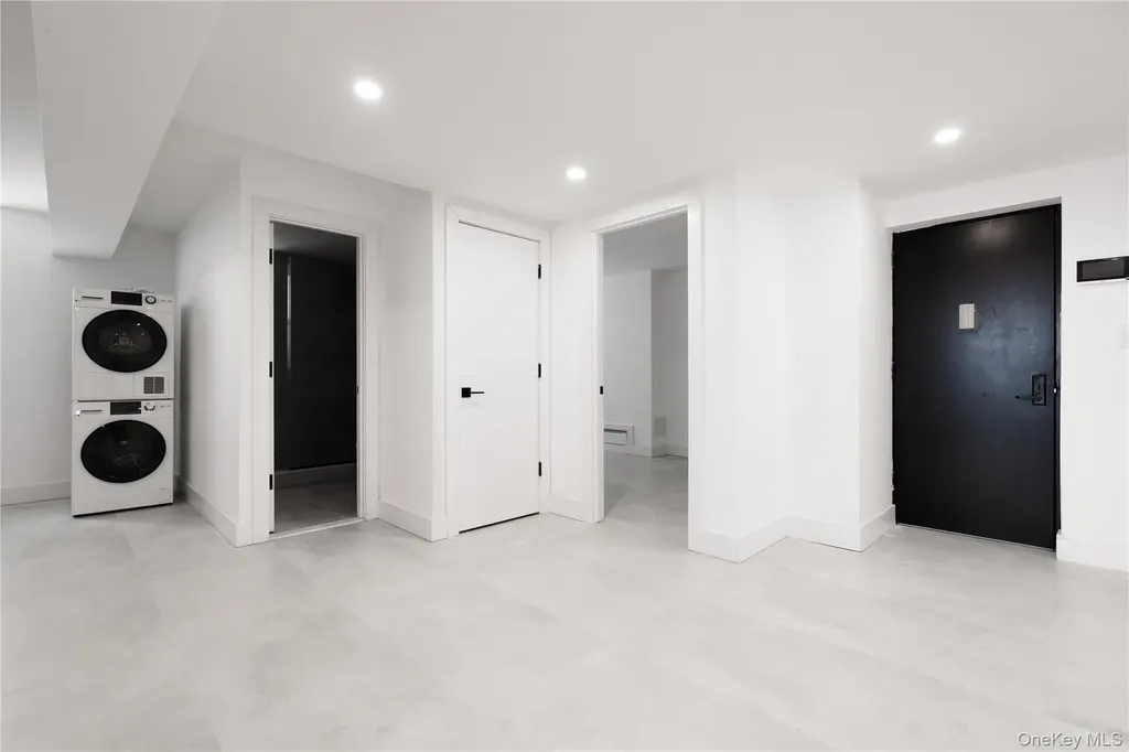 315 Bw W Broadway Long Beach NY 11561