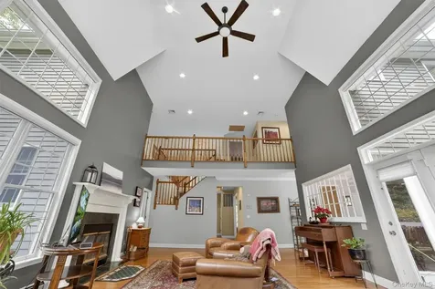 4 Pearl Court Katonah NY 10536