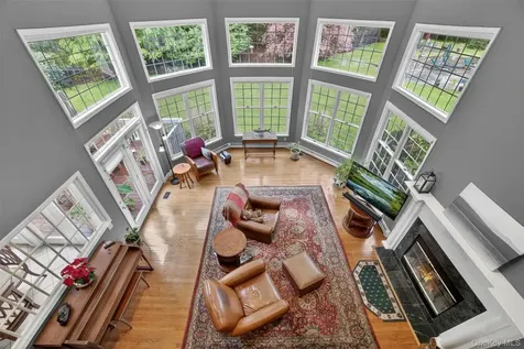 4 Pearl Court Katonah NY 10536