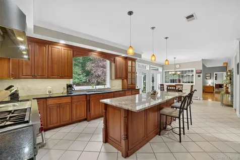 4 Pearl Court Katonah NY 10536