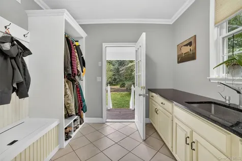 4 Pearl Court Katonah NY 10536