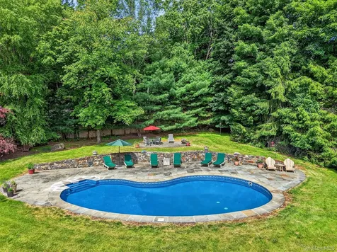 4 Pearl Court Katonah NY 10536