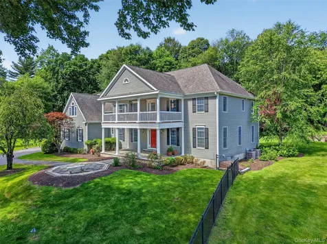 4 Pearl Court Katonah NY 10536
