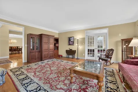 4 Pearl Court Katonah NY 10536