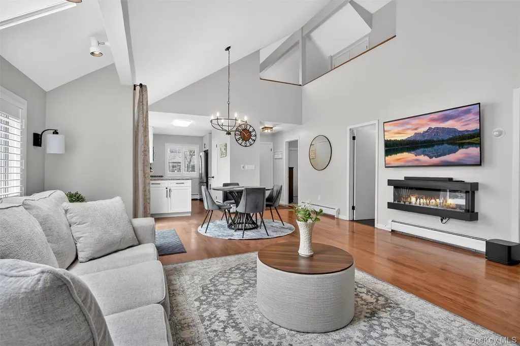 51 Hickory Hill Lane Tappan NY 10983