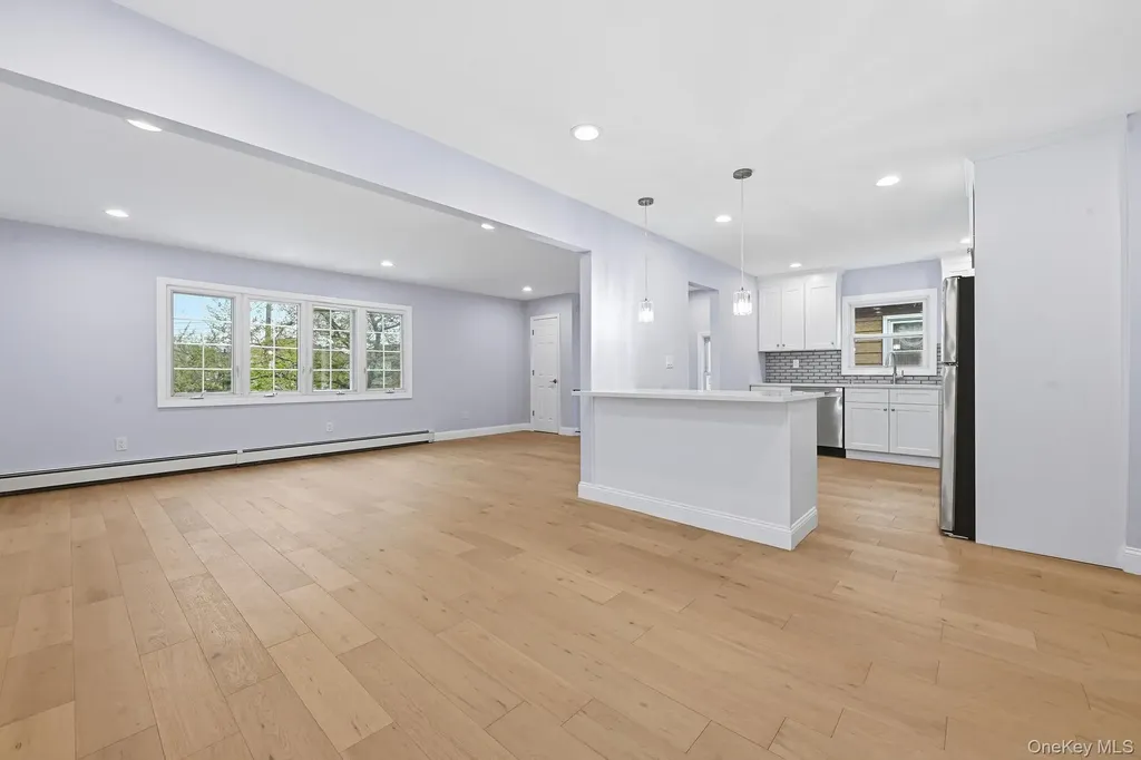 253-10 148th Drive Rosedale NY 11422