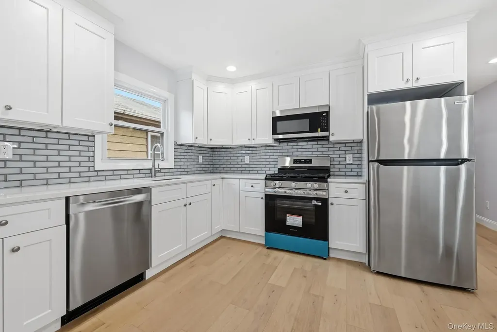 253-10 148th Drive Rosedale NY 11422