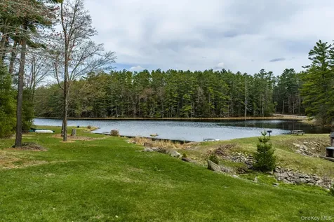 10 Stag Forest Road Forestburgh NY 12777