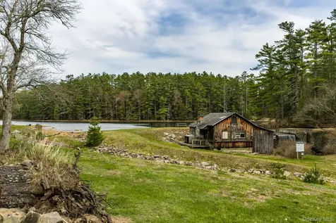 10 Stag Forest Road Forestburgh NY 12777