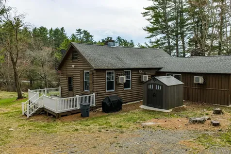10 Stag Forest Road Forestburgh NY 12777
