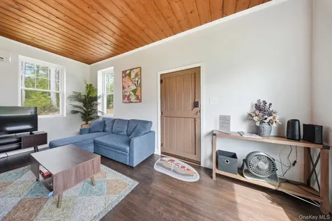 10 Stag Forest Road Forestburgh NY 12777