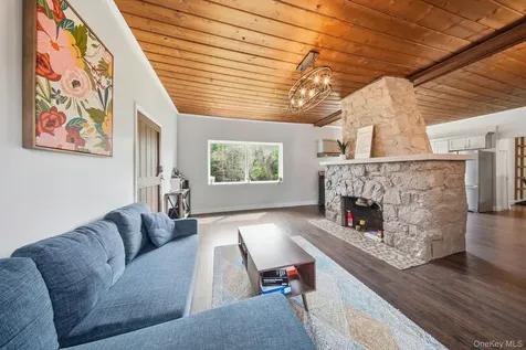 10 Stag Forest Road Forestburgh NY 12777