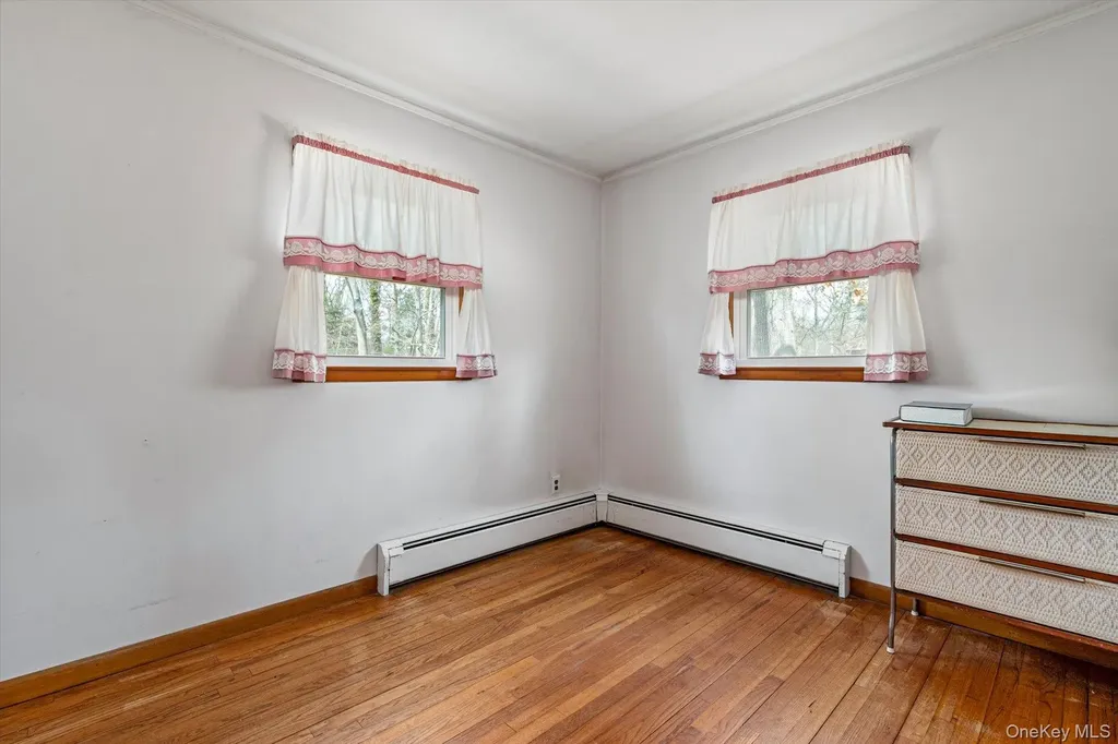 18 Maple Avenue Bellport NY 11713