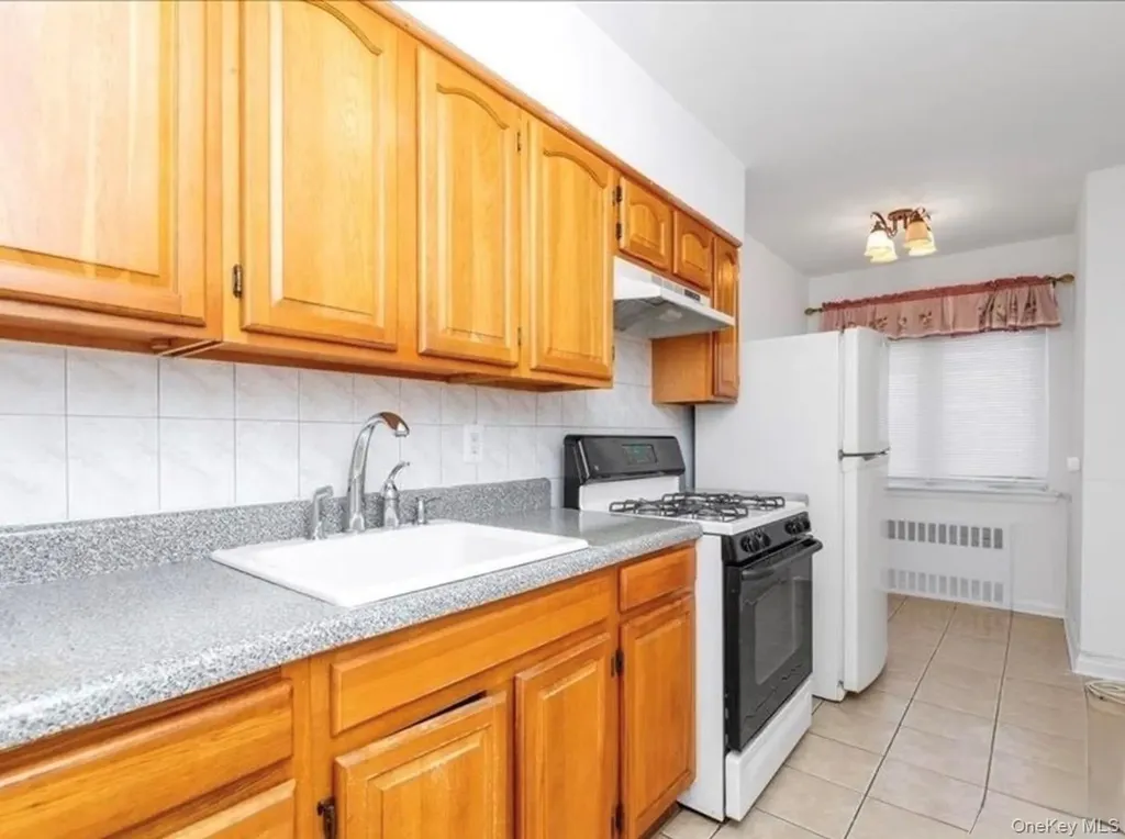 132-20 60th Avenue Flushing NY 11355