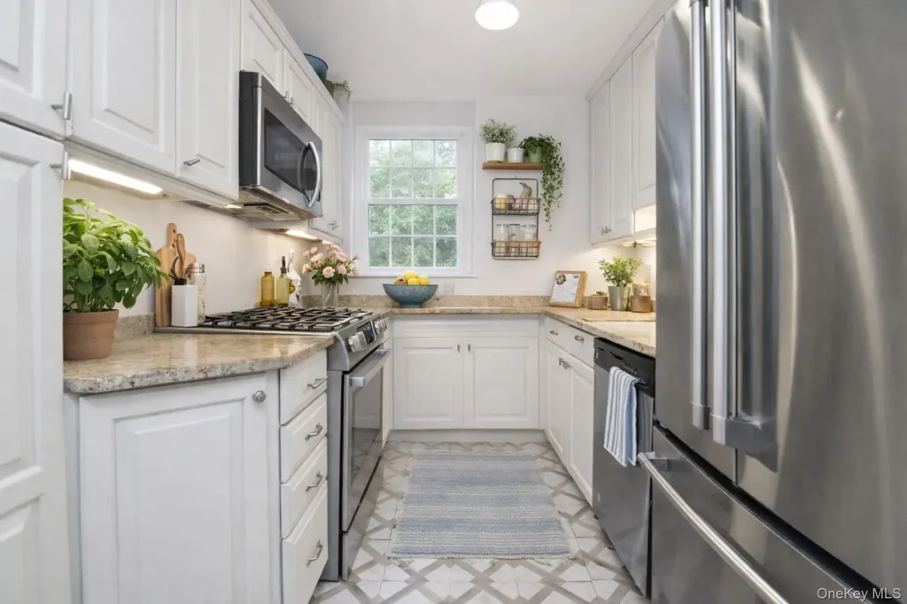 5639 Netherland Avenue Bronx NY 10471
