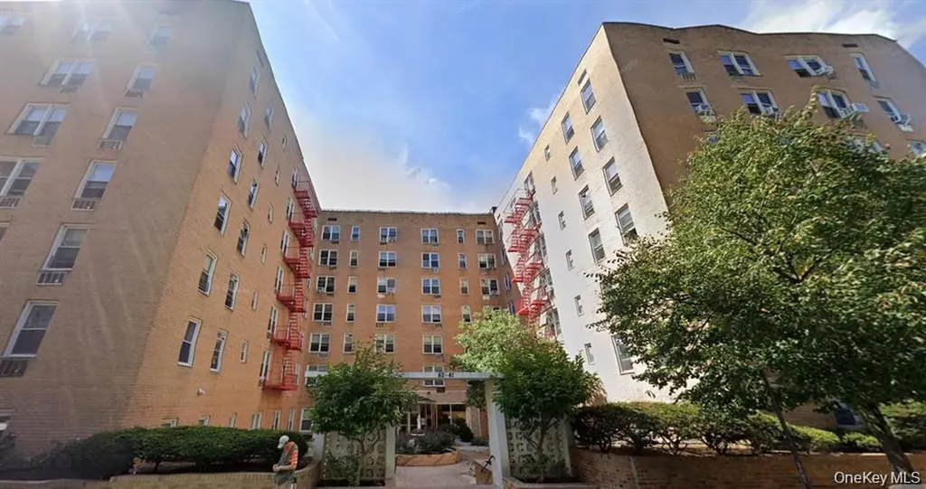 4242 Colden Street Flushing NY 11355