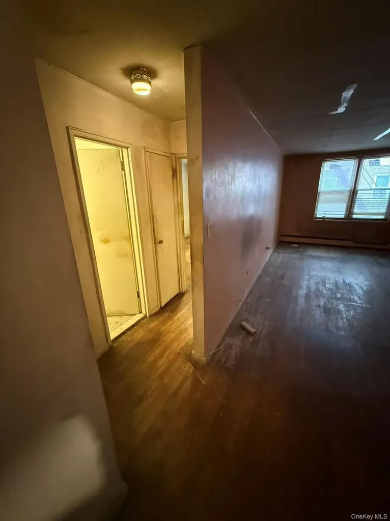 4242 Colden Street Flushing NY 11355