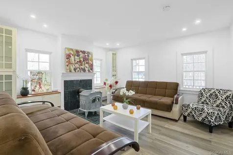 200 Bardonia Road Bardonia NY 10954