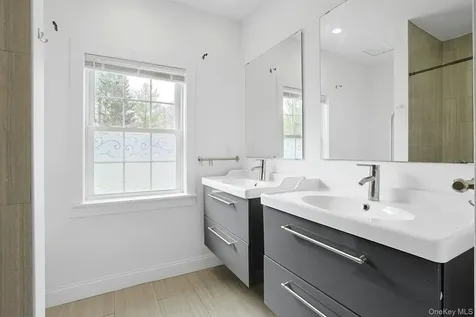 200 Bardonia Road Bardonia NY 10954