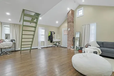 200 Bardonia Road Bardonia NY 10954